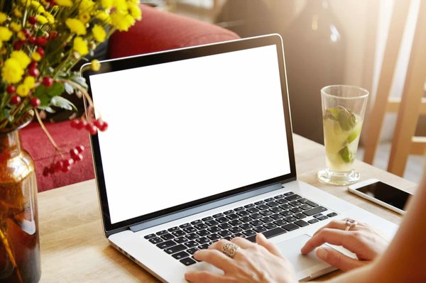 Service en ligne : envoyez vos lettres avec ar en quelques clics !